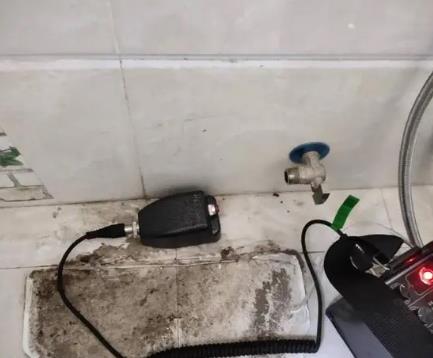 平顶山卫东屋顶漏水维修公司分享下卫生间漏水的危害及解决方法