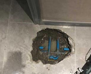 平顶山卫东阳台漏水维修公司分享下暖气管道漏水的原因有哪些